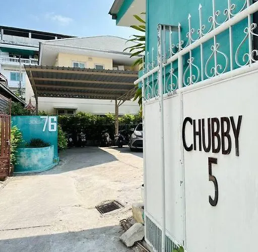 Chubby5 Room6 * Bangkok